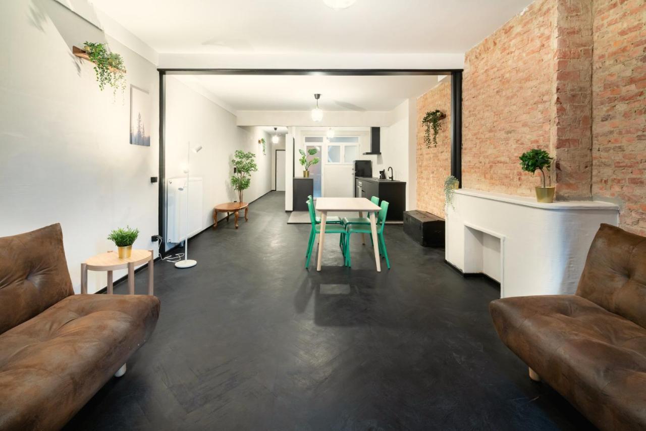 Two-Bedroom Apartments In The Heart Of Antwerp Exterior photo